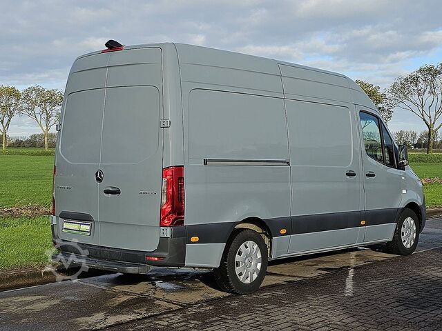 High-roof van MERCEDES-BENZ SPRINTER 316 L2H2 Mbux10 Automaat