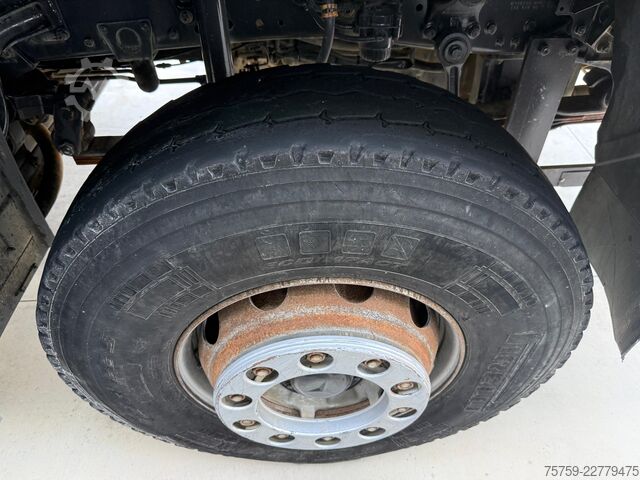 Dreiseitenkipper LKW Mercedes-Benz Actros 4151K Kipper 20cbm 8x4 Euro4