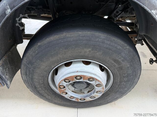 Dreiseitenkipper LKW Mercedes-Benz Actros 4151K Kipper 20cbm 8x4 Euro4