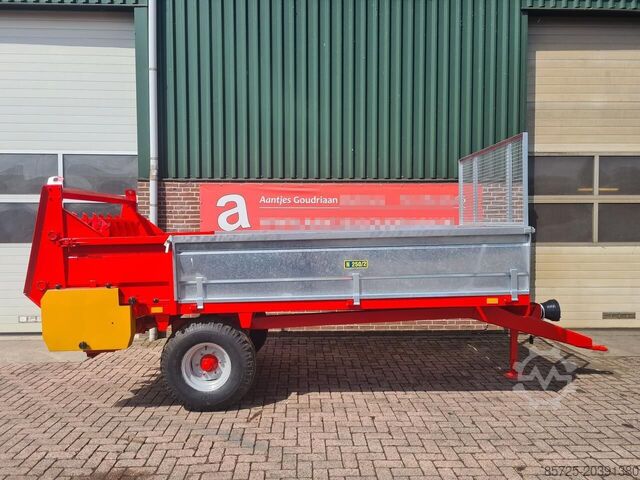 Düngerverteiler Meststrooier - Nieuw