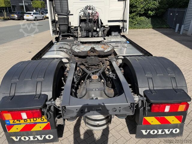 Standard tractor Volvo FM 460 4X2 GLOBETROTTER DYNAMIC STEERING / ALCO...