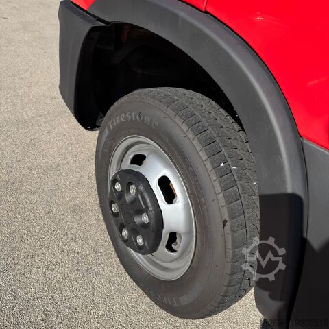 Closed van Iveco Daily 35c12