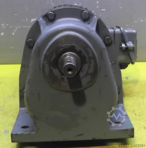 Gear motor 1.1 kW 33 rpm Bauer DO43/105
