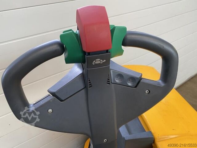 Elektro-Gehstapler, Niederflurhubwagen, Ameise, Deichselstapler, Ameise, Elektrohubwagen, Deichselhu JUNGHEINRICH EJE 116