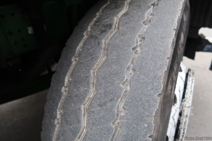 Kipper LKW MAN TGS 35.440 8x2 BL Nachlauflenkachse Ther