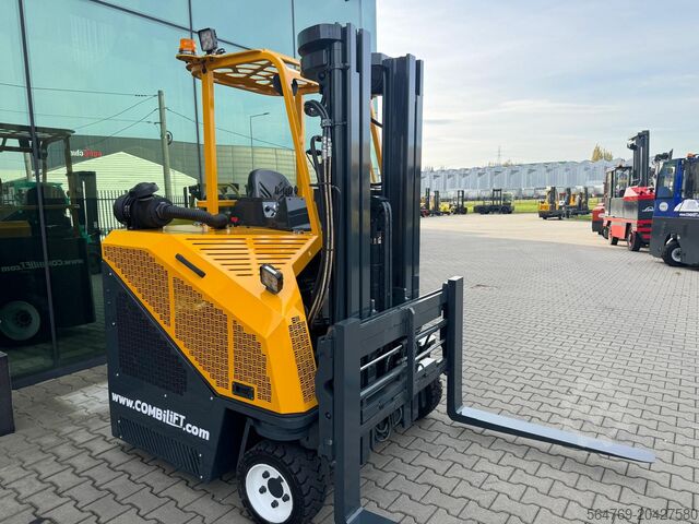 Four-way forklift Combilift CB3000// LPG // 2017 year /Toyota engine