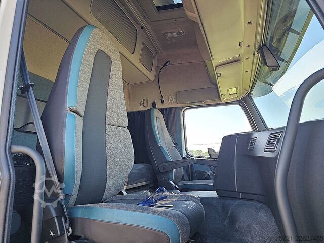 Standard-SZM VOLVO FM 450 450 Skirts Airco