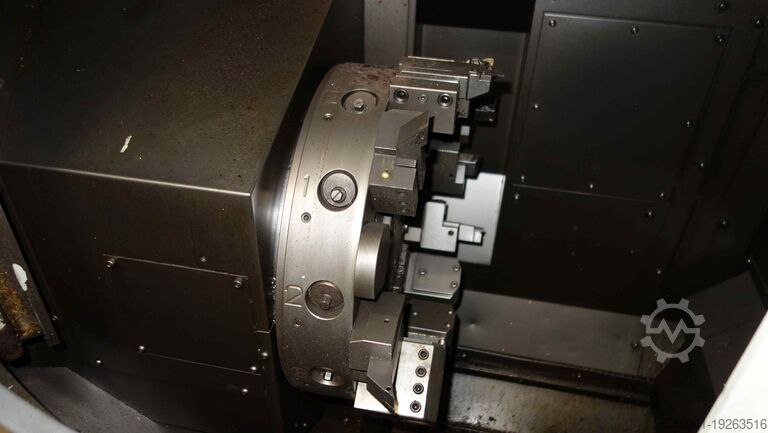 CNC turning centers Okuma LVT400