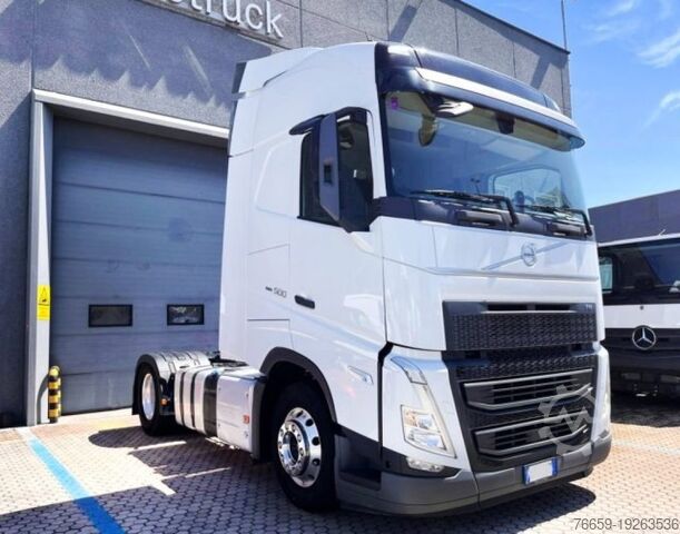 Standard tractor unit VOLVO FH 500