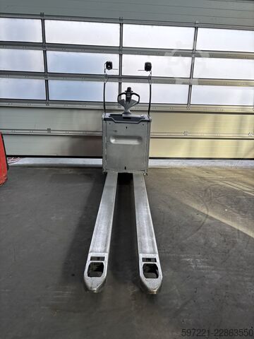 Electric Pallet Trucks Still EXH-SF20