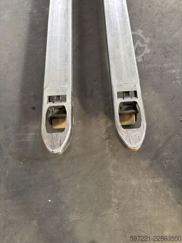 Electric Pallet Trucks Still EXH-SF20