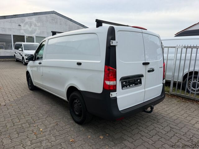 Panel van MERCEDES-BENZ Vito 111 CDI Klima AHK Tempomat Lang 3 Sitzer