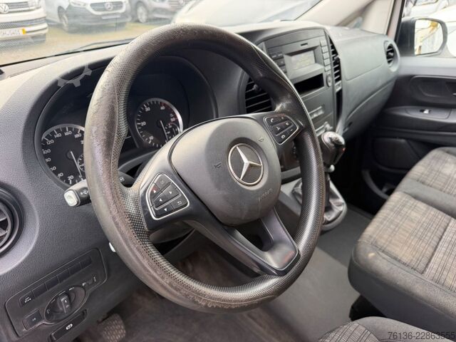 Panel van MERCEDES-BENZ Vito 111 CDI Klima AHK Tempomat Lang 3 Sitzer