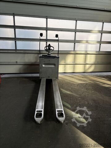 Electric Pallet Trucks Still EXH-SF20