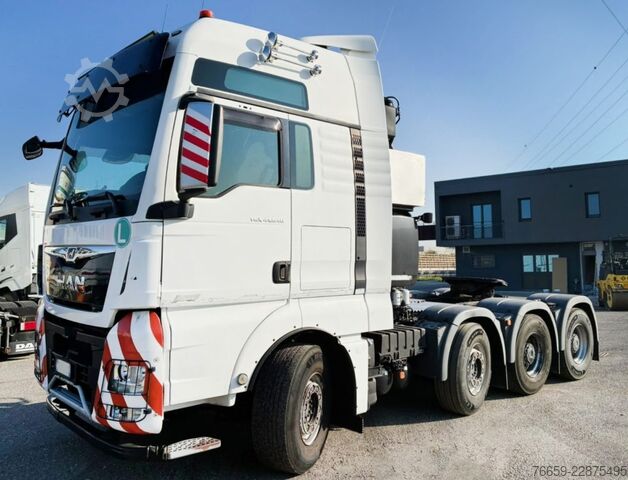 Standard tractor unit MAN 41.640 8x4