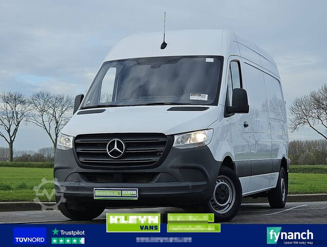 High-roof van MERCEDES-BENZ SPRINTER 314 L2H2 Mbux Automaat!