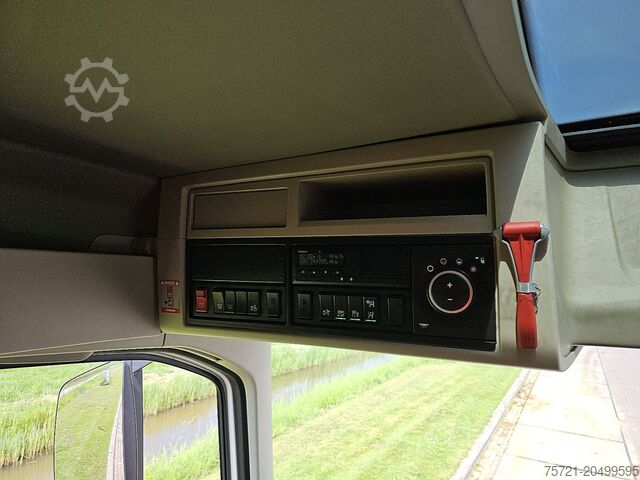 Standard-SZM VOLVO FH 500 FH5 6X2 STEERED PTO