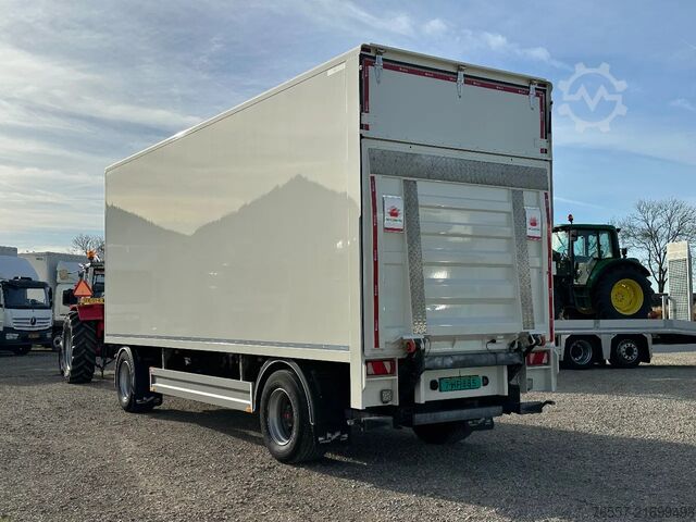 Koffer Pacton PACTON GESLOTEN AANHANGER MET LAADKLEP