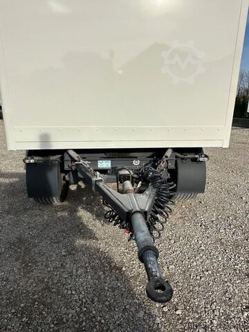 Koffer Pacton PACTON GESLOTEN AANHANGER MET LAADKLEP