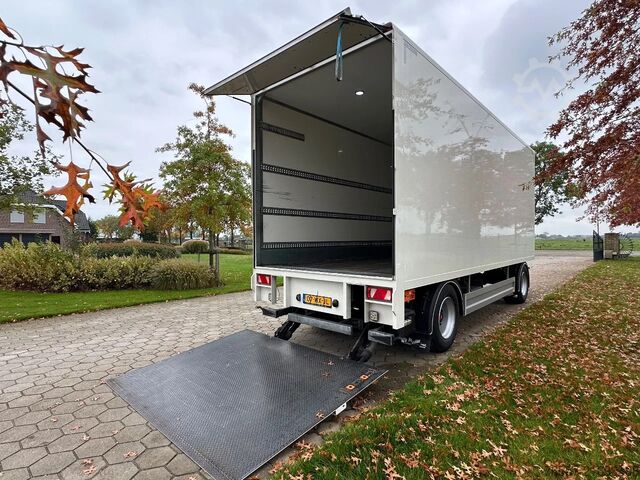 Koffer Pacton PACTON GESLOTEN AANHANGER MET LAADKLEP