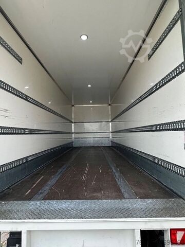 Koffer Pacton PACTON GESLOTEN AANHANGER MET LAADKLEP