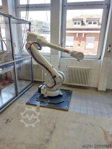Industrial robot ABB Robotics IRB 4600-40/2.55