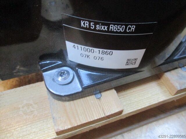 Industrial robot KUKA KR5 sixx R650 CR