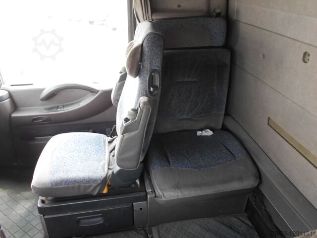 Standard tractor Renault 