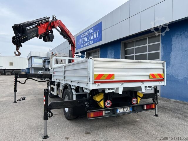 Truck with fixed flatbed and crane Iveco Eurocargo 180e28