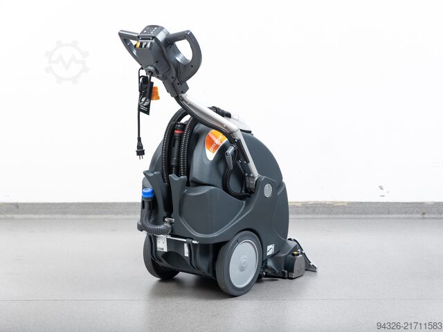 Taski Procarpet 45 Carpet Cleaner Taski Procarpet 45 Carpet Cleaner NEW!