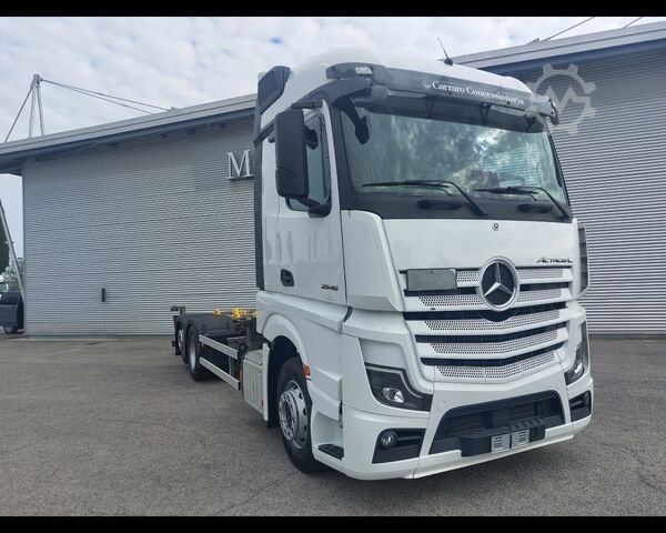 Truck chassis MERCEDES-BENZ Actros L 25 6x2 - Actros L 2546 L 6x2