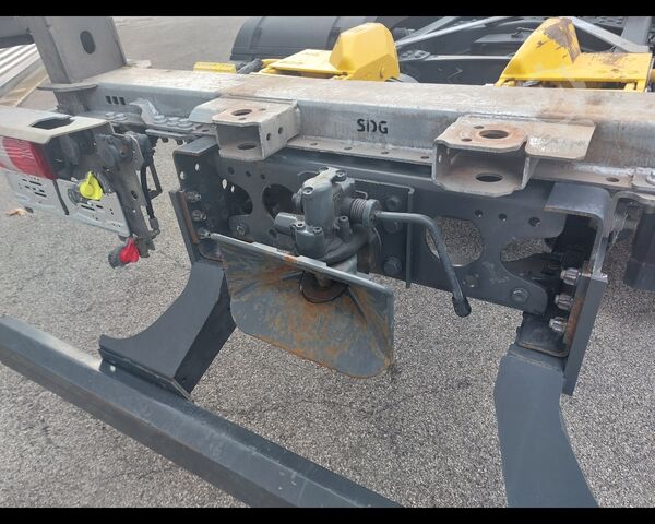 Truck chassis MERCEDES-BENZ Actros L 25 6x2 - Actros L 2546 L 6x2