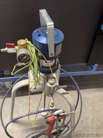 Paint spraying device / airless device Lothar Starke HP 32/4