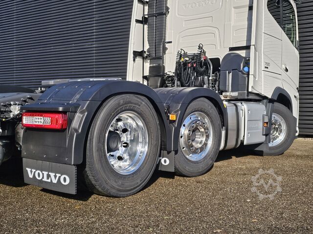 Standard-SZM Volvo FH 780 AERO / 6x2/4 / RETARDER / GLOBE XL