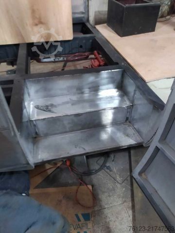 Kleinbus MERCEDES-BENZ Vorgänger Sprinter O 319 Samba mit Faltdach AC