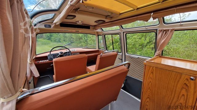 Kleinbus MERCEDES-BENZ Vorgänger Sprinter O 319 Samba mit Faltdach AC