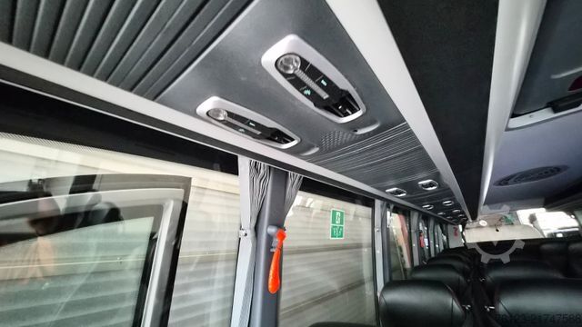 Kleinbus IVECO 2x Daily 70 Lagerfahrzrug Ferqui Sunrise 2,5 m B