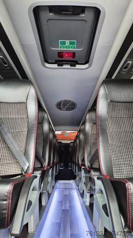 Kleinbus IVECO 2x Daily 70 Lagerfahrzrug Ferqui Sunrise 2,5 m B