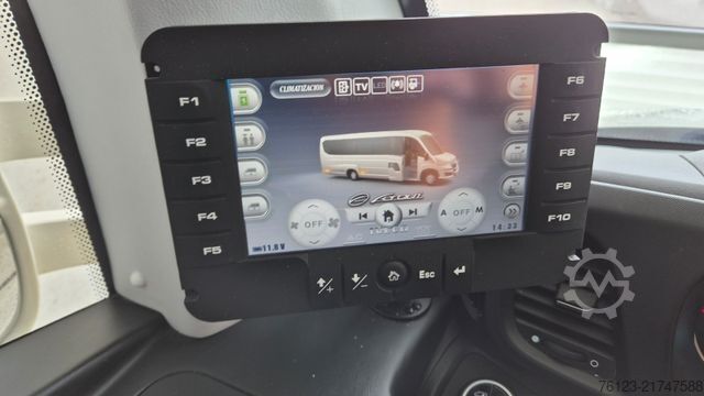 Kleinbus IVECO 2x Daily 70 Lagerfahrzrug Ferqui Sunrise 2,5 m B