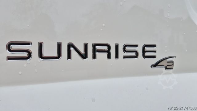 Kleinbus IVECO 2x Daily 70 Lagerfahrzrug Ferqui Sunrise 2,5 m B