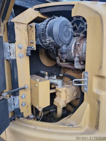Mini excavator Caterpillar 308E2 CR