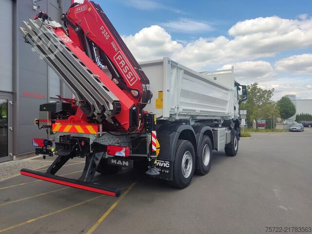Tipper with crane MAN TGS 28.440 6x4-4 BL 2-Seitenkipper Fassi F235 Kran