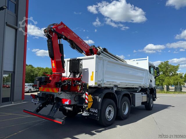 Tipper with crane MAN TGS 28.440 6x4-4 BL 2-Seitenkipper Fassi F235 Kran
