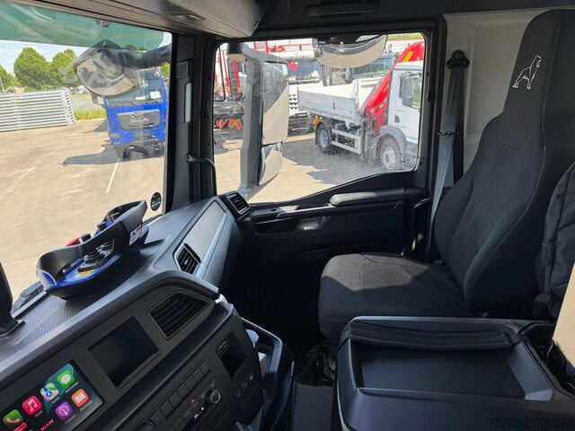 Kipper mit Kran MAN TGS 28.440 6x4-4 BL 2-Seitenkipper Fassi F235 Kran