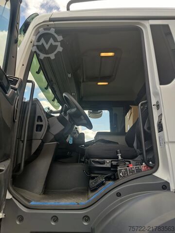 Kipper mit Kran MAN TGS 28.440 6x4-4 BL 2-Seitenkipper Fassi F235 Kran