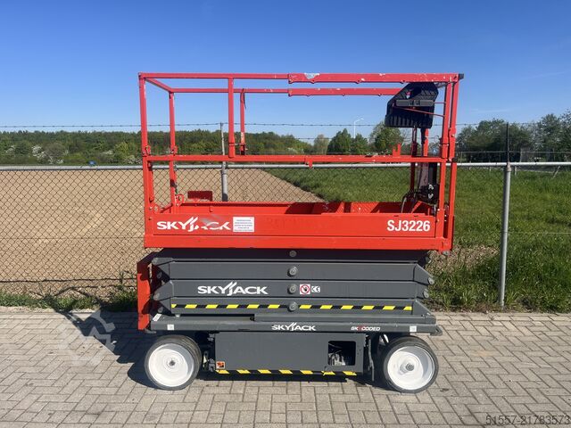 Scissor lift Skyjack SJ 3226 | 2020