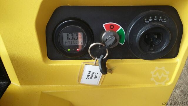 Ant low lift truck Hyster P 1.6