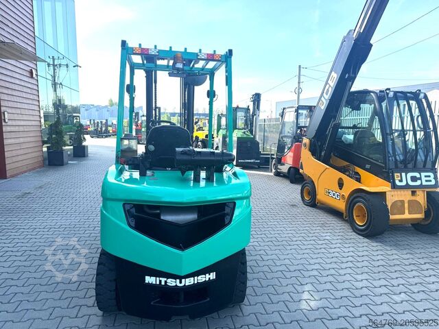 4-wheel forklift Mitsubishi FD35NT /Diesel/Only 6012 hours/New Price