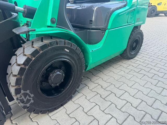 4-wheel forklift Mitsubishi FD35NT /Diesel/Only 6012 hours/New Price