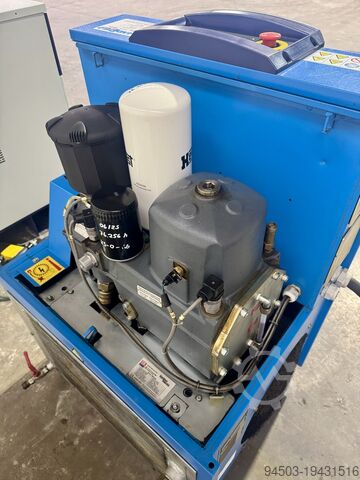 Screw air compressor CompAir L22SR-7,5A V2